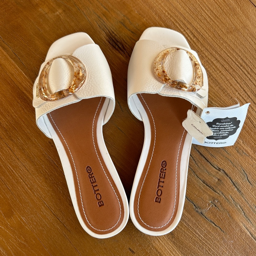 Bottero : Brazilian Leather Sandals.  Brand new, with tags.
